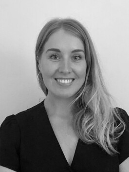 Jaclyn Cave, Naturopath