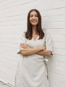 Jaclyn Cave, Naturopath