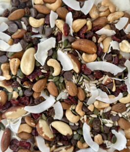 Jaclyn Cave, Naturopath